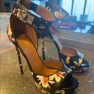 Paris Givenchy Runway heels.  Easy to walk in.